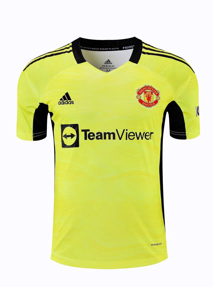 21-22 Manchester United green goalkeeper 17