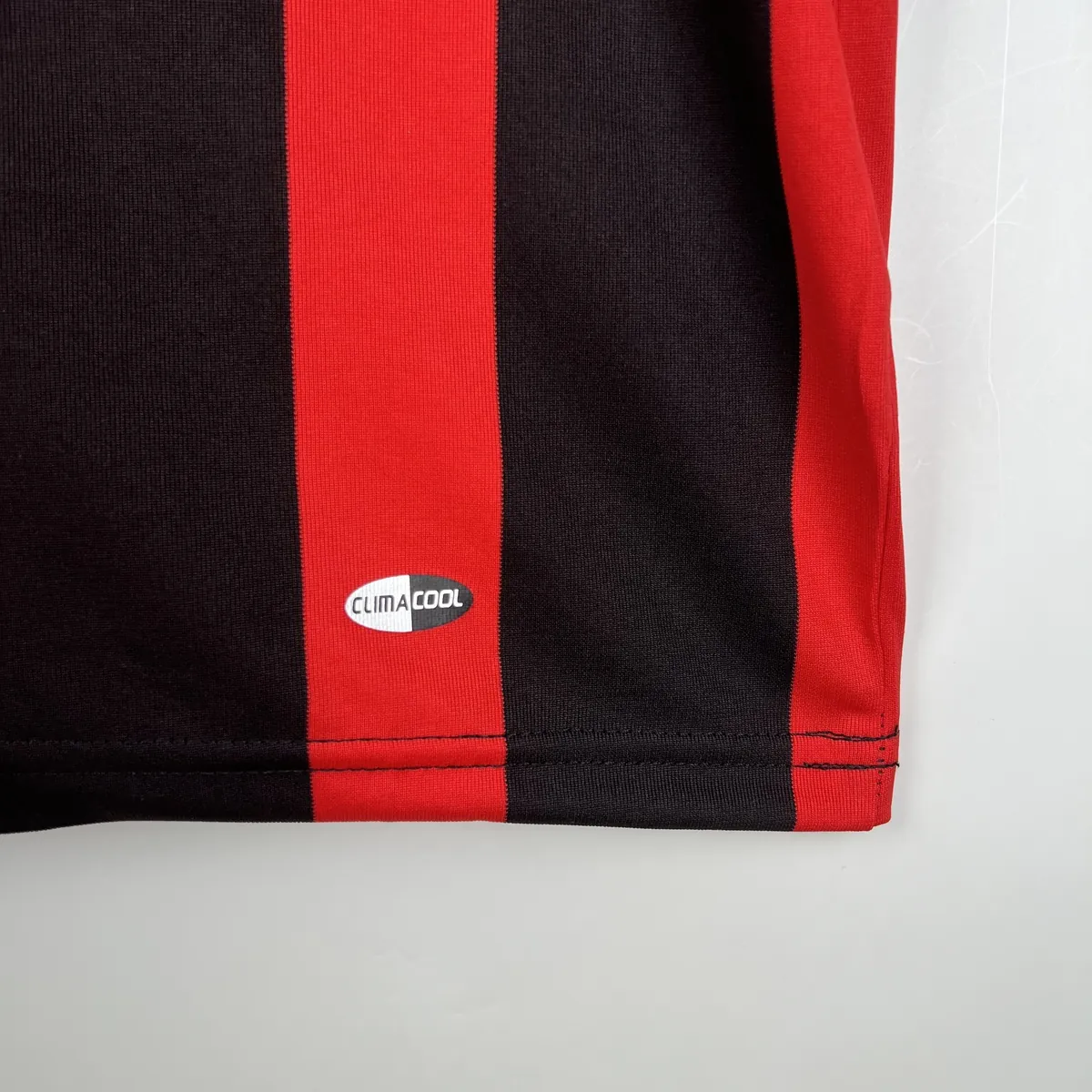 08-09 Retro AC Milan Home S-XXL 8