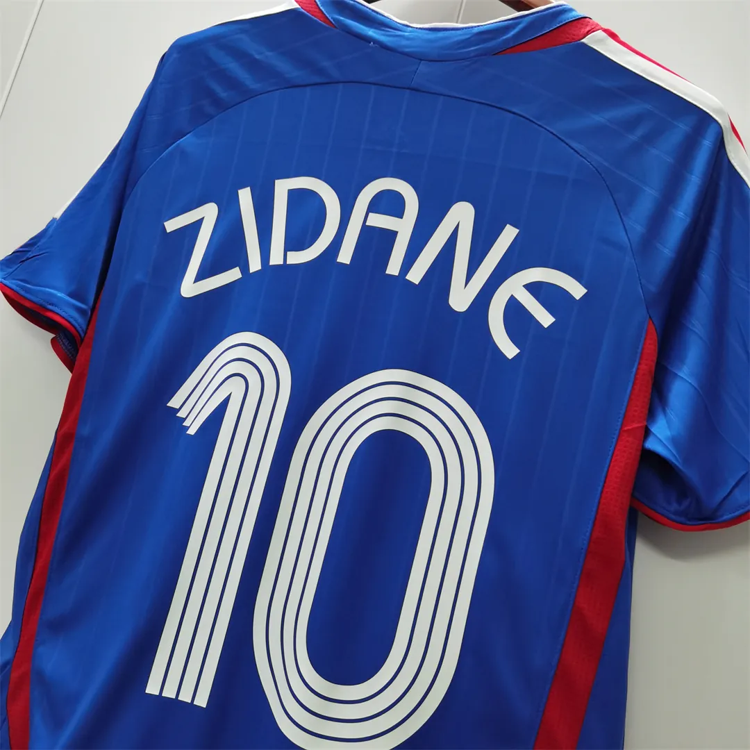 2006 France home 11