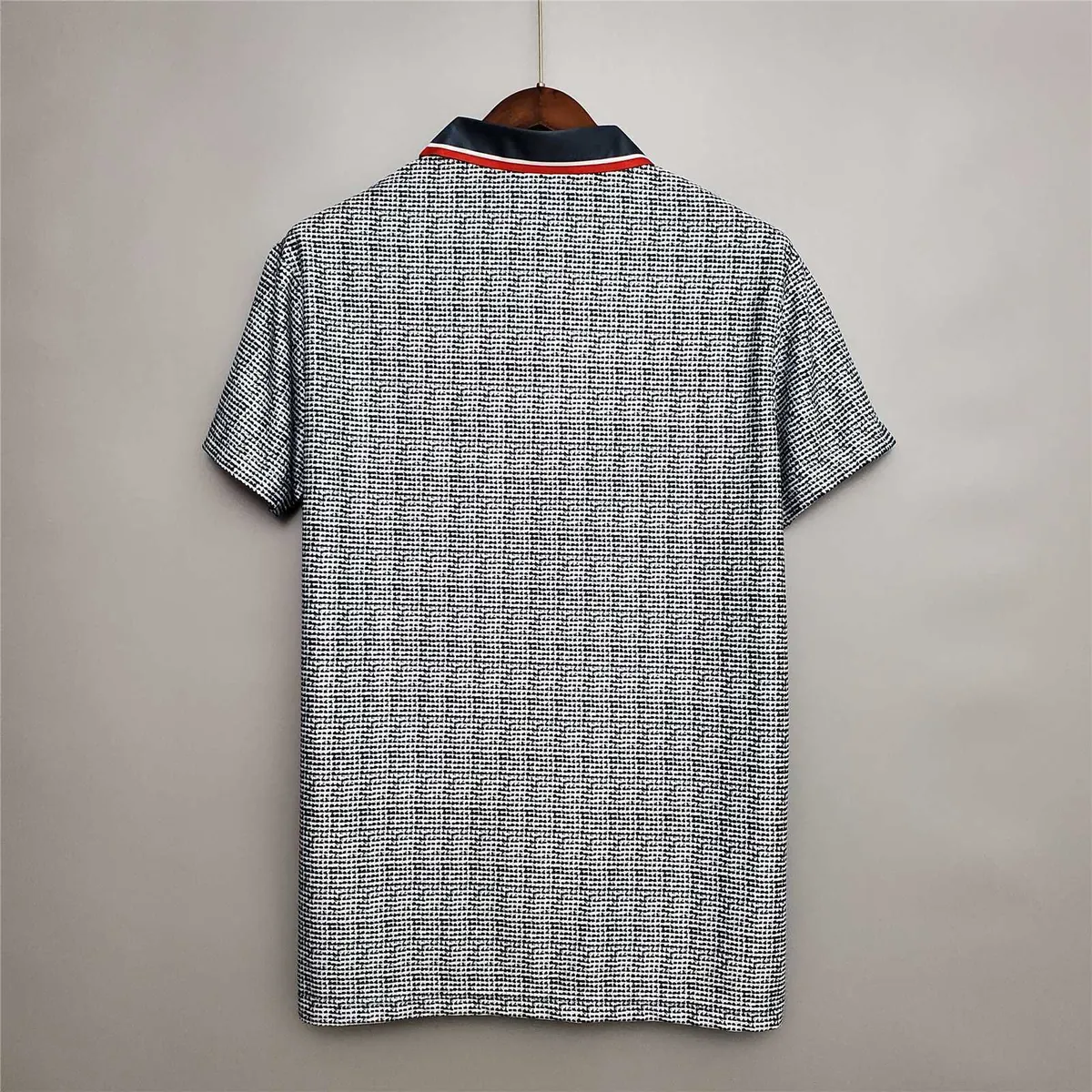 94-96 Manchester United away - 4 4