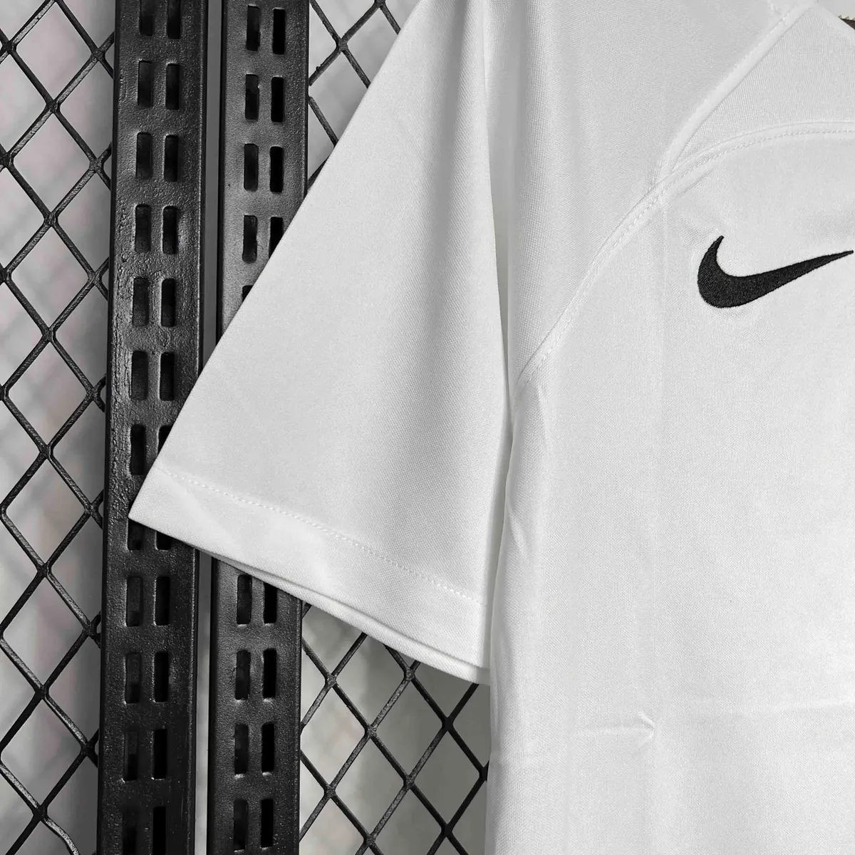 2024 Slovenia Away Kit UEFA Euro 2024 Soccer Uniform AAAAJersey Dropshiping Yupoo 4