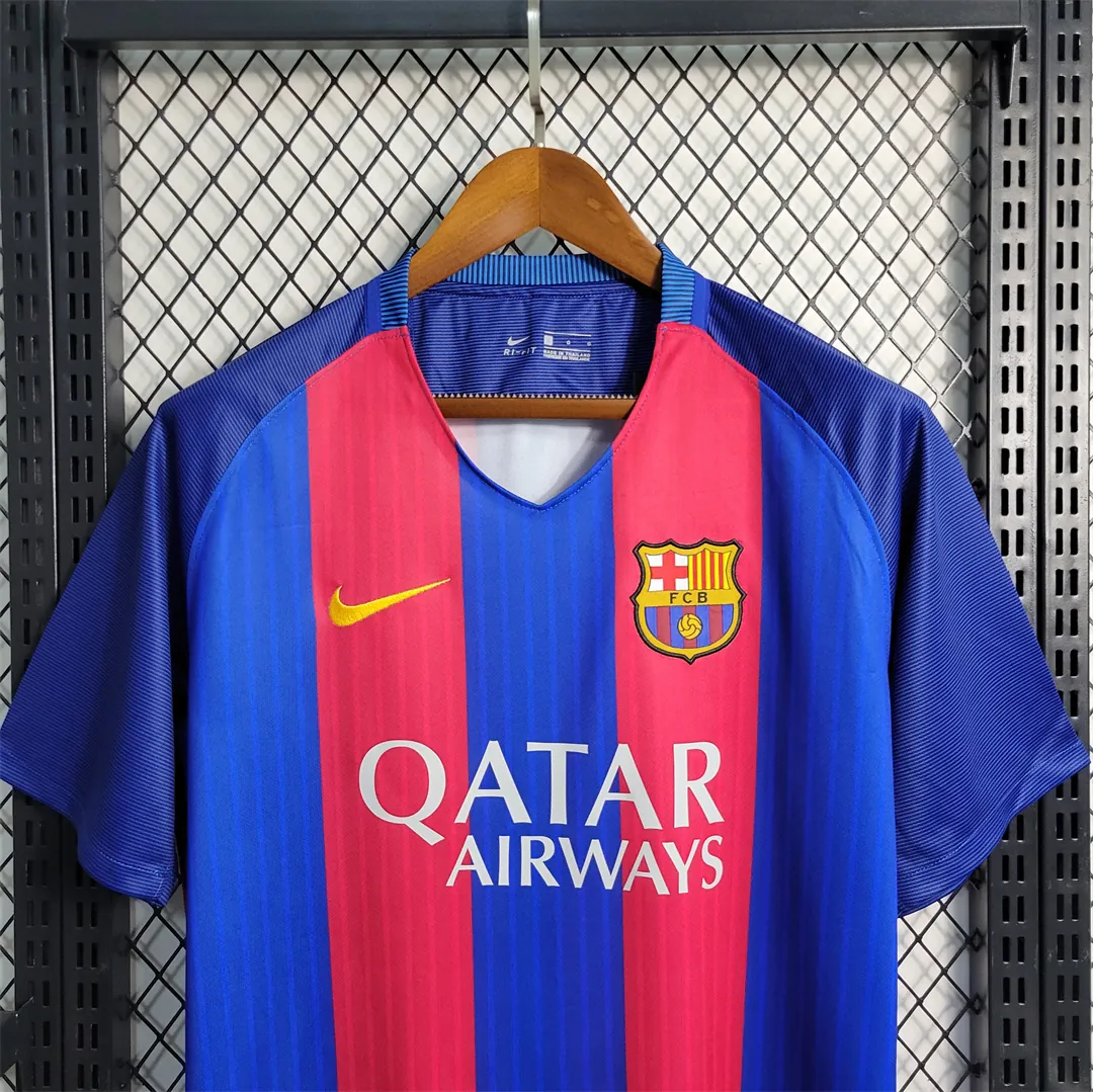 16-17 Barcelona home 5
