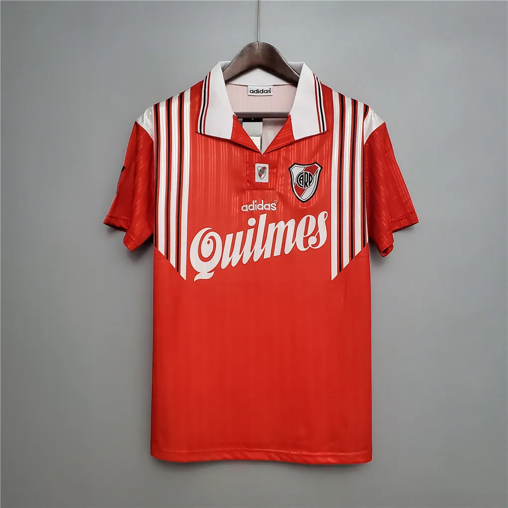 95-96 River Plate red away 11