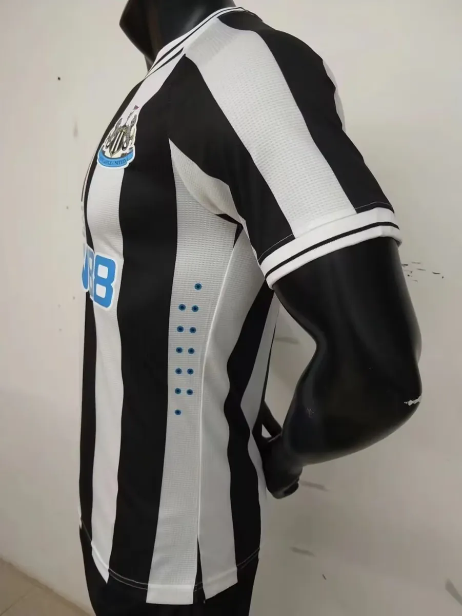22-23 Newcastle home player version 3