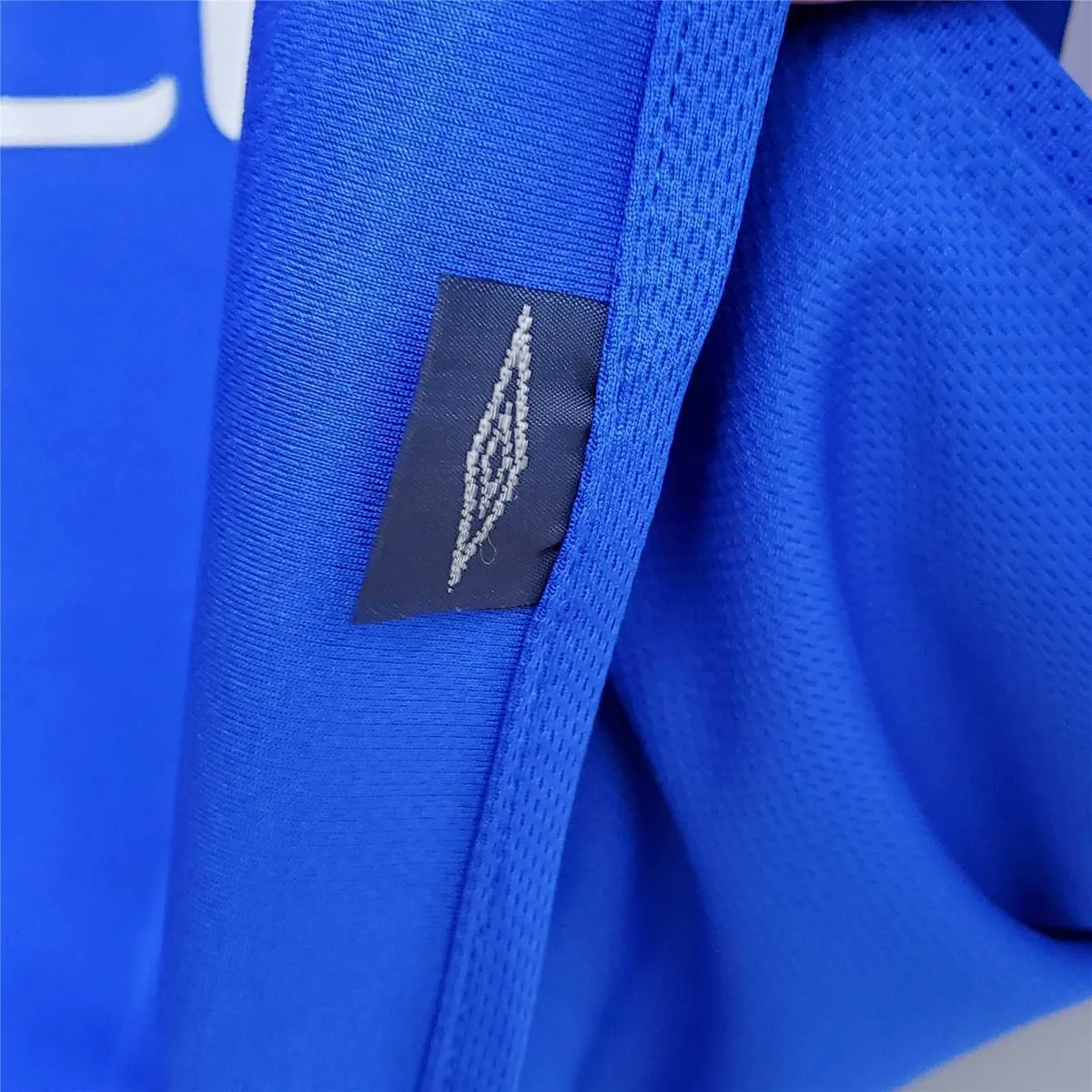 03-05 Chelsea home blue 11