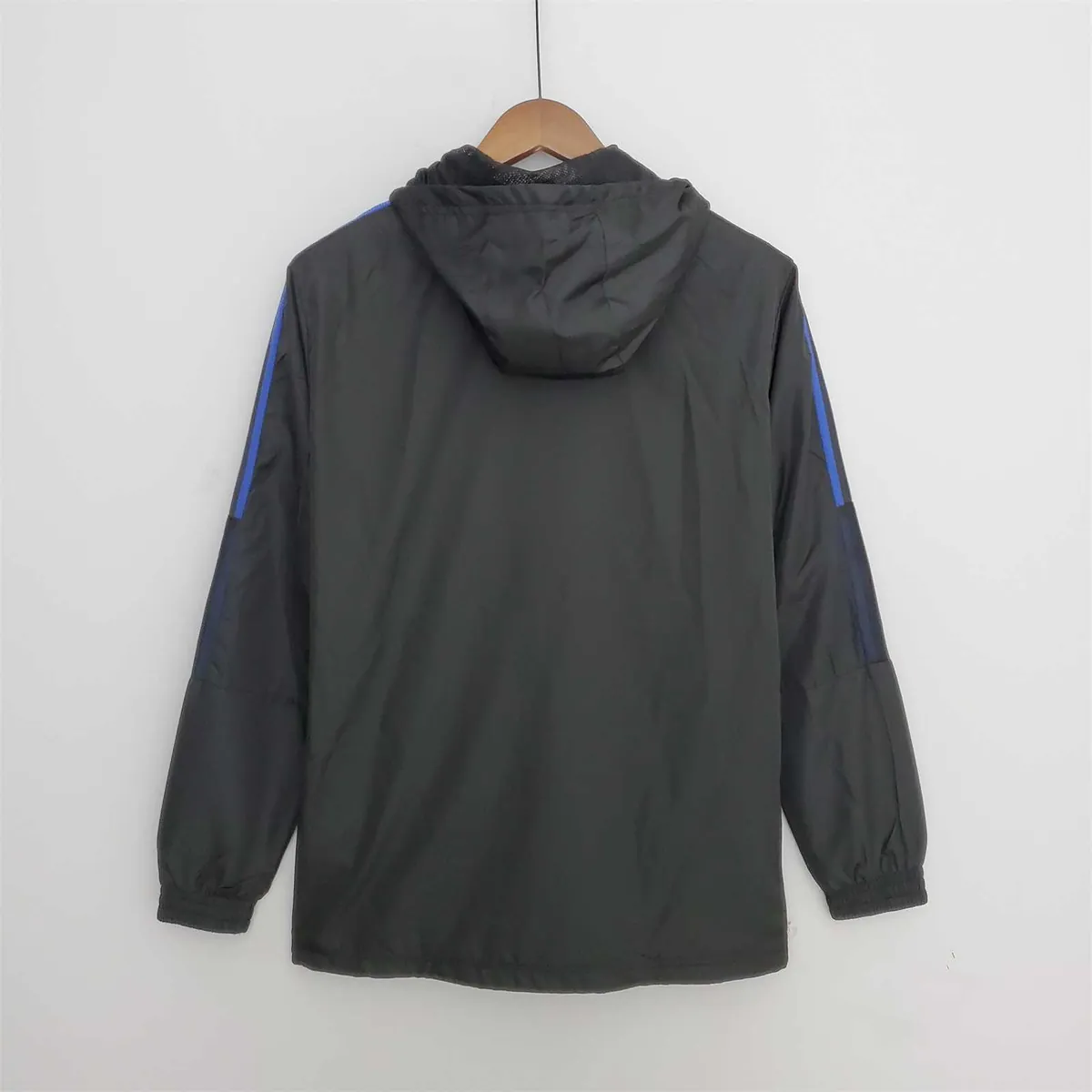 22-23 Bayern black windbreaker 2