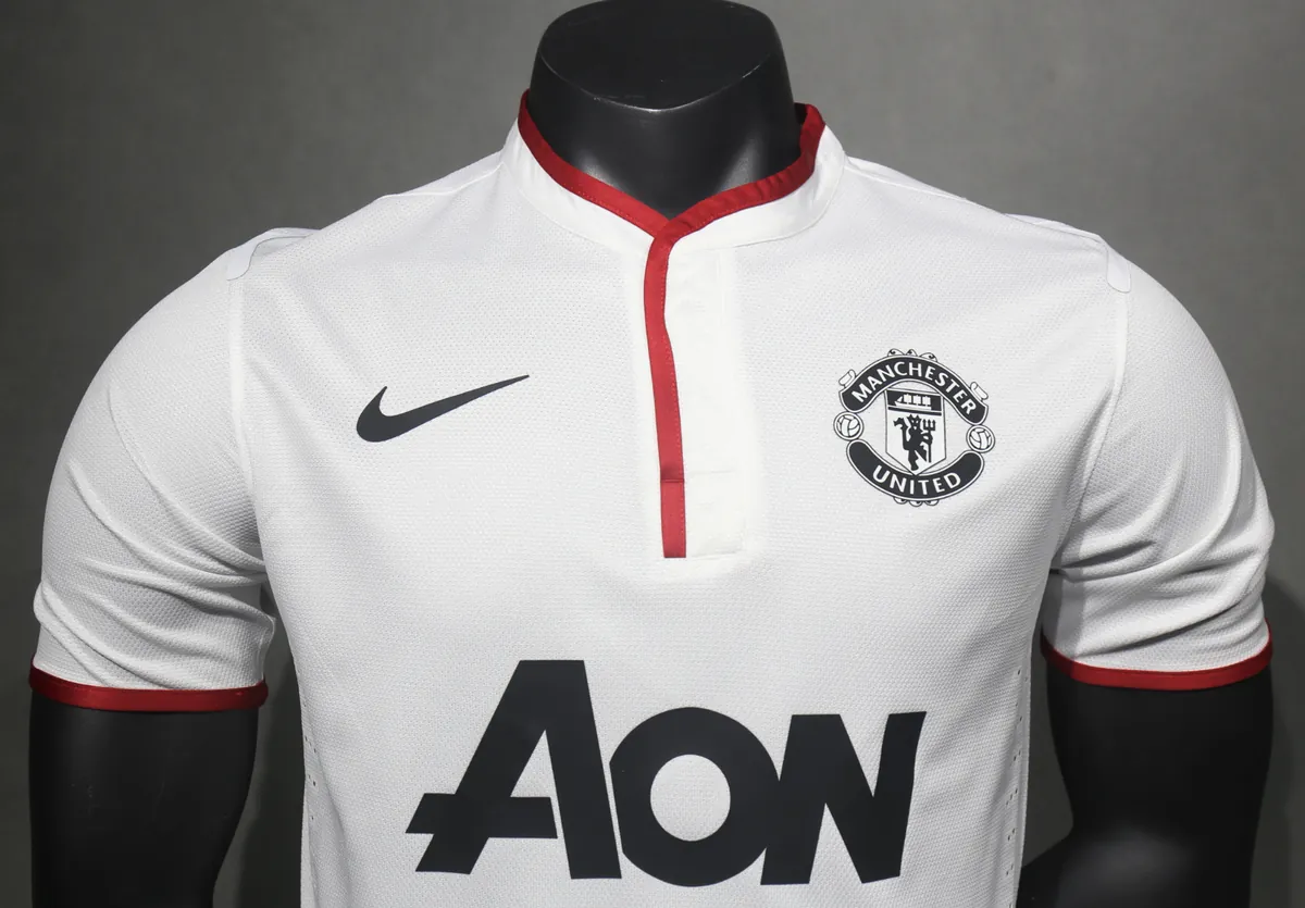 12-13 Manchester United Away Retro Kit Vintage Player Version Sino Shirt AAAAJersey Dropship Yu 1