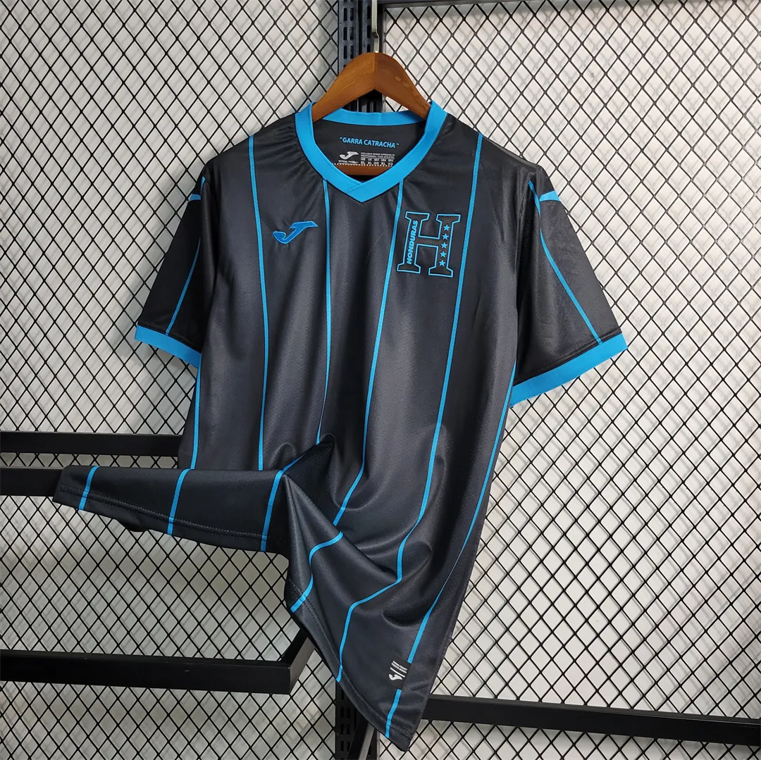23-24 Honduras third away 9
