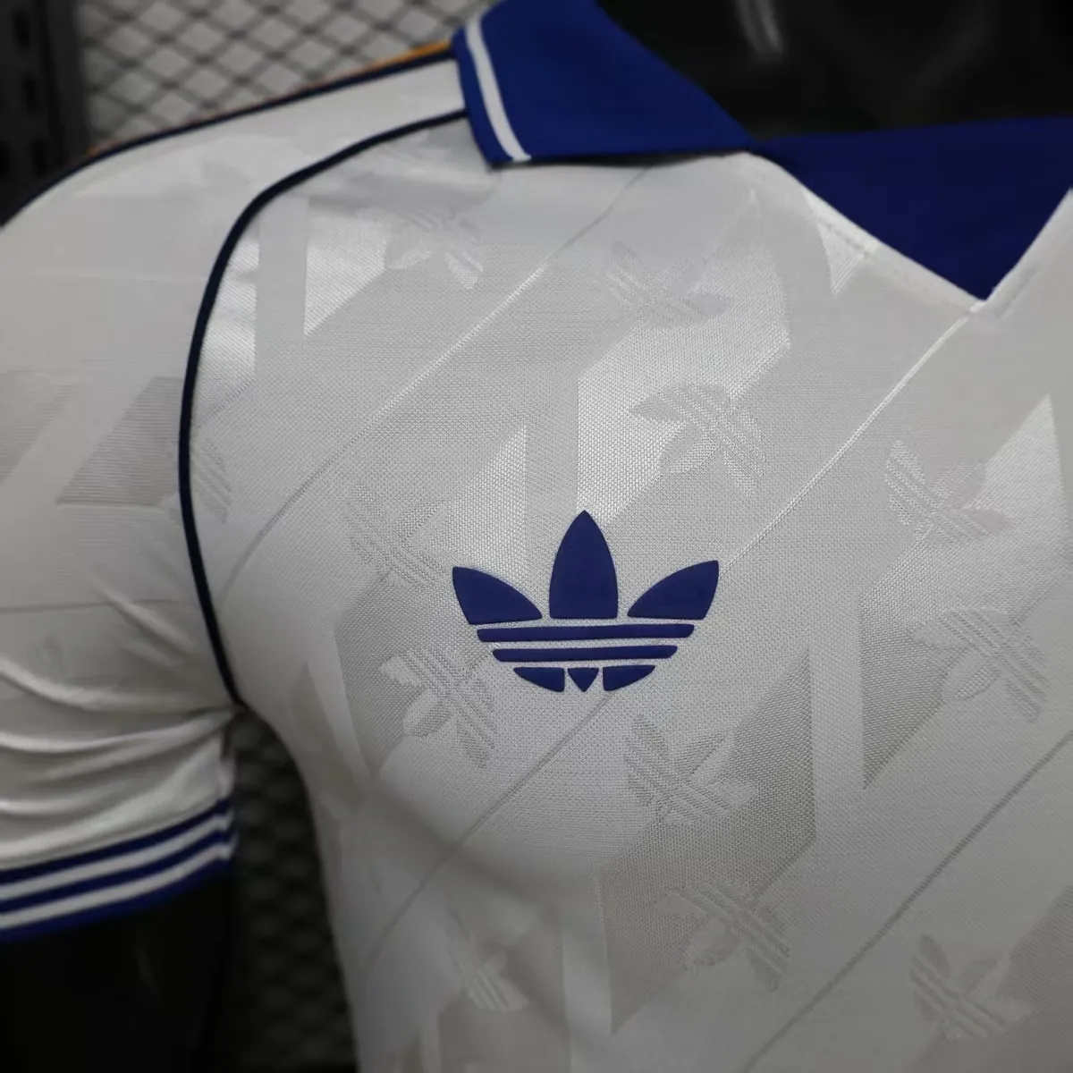 26-27 Real Madrid Mens Retro Kit Special Edition Football Shirt AAAAJersey Wholesale Yupoo 1