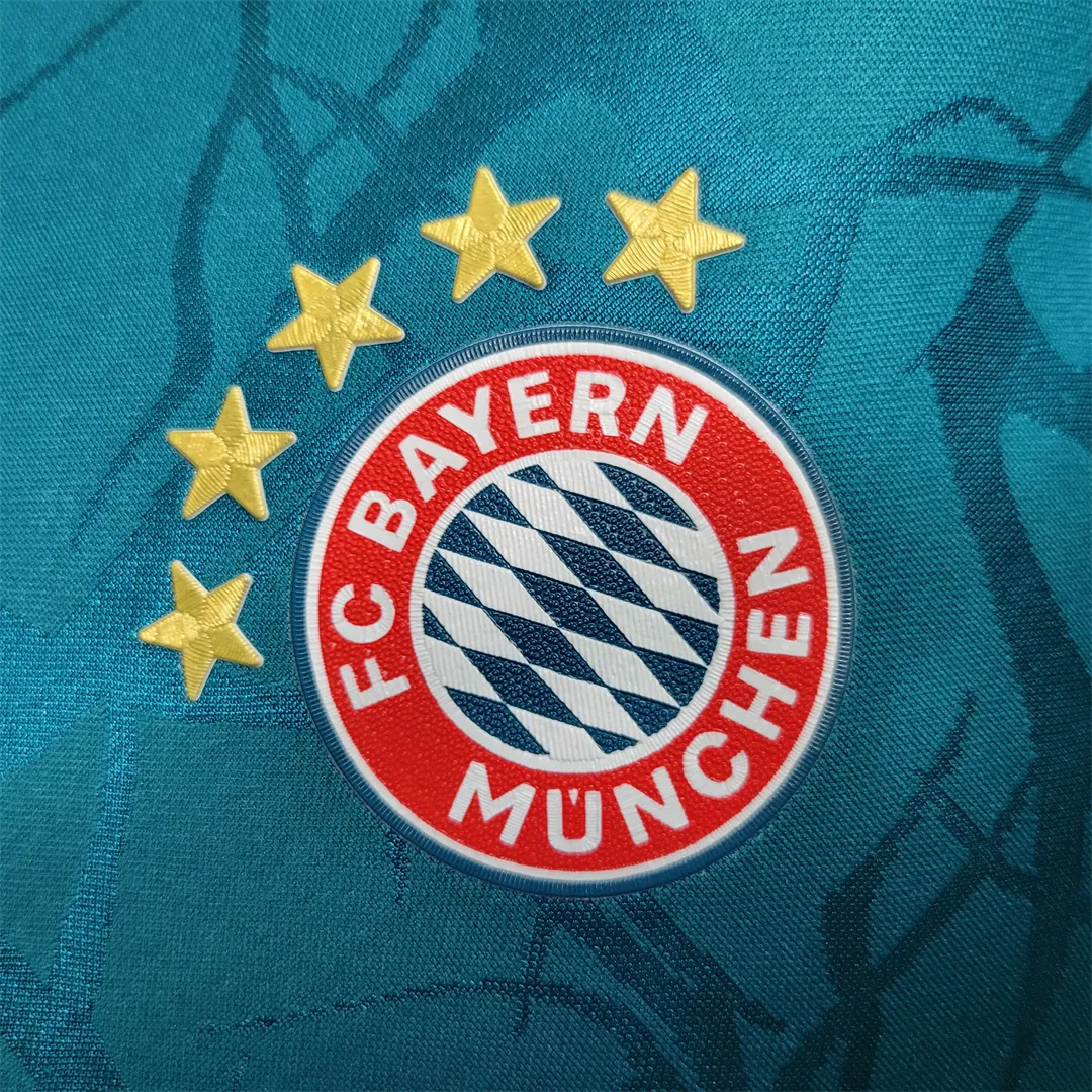 23-24 Bayern Co branded Special Edition player version 3