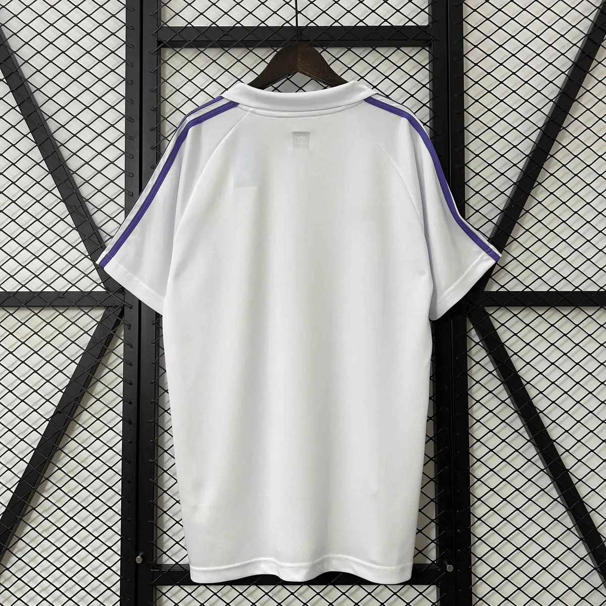 84-85 Real Madrid Home Retro Kit Vintage Shirt AAAAJersey Supplier Yupoo 2