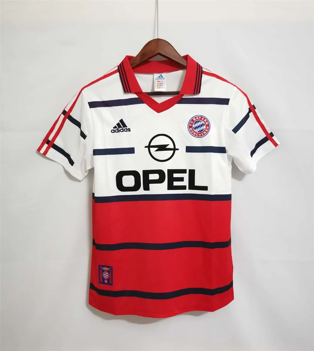 98-01 Bayern Munich away 8