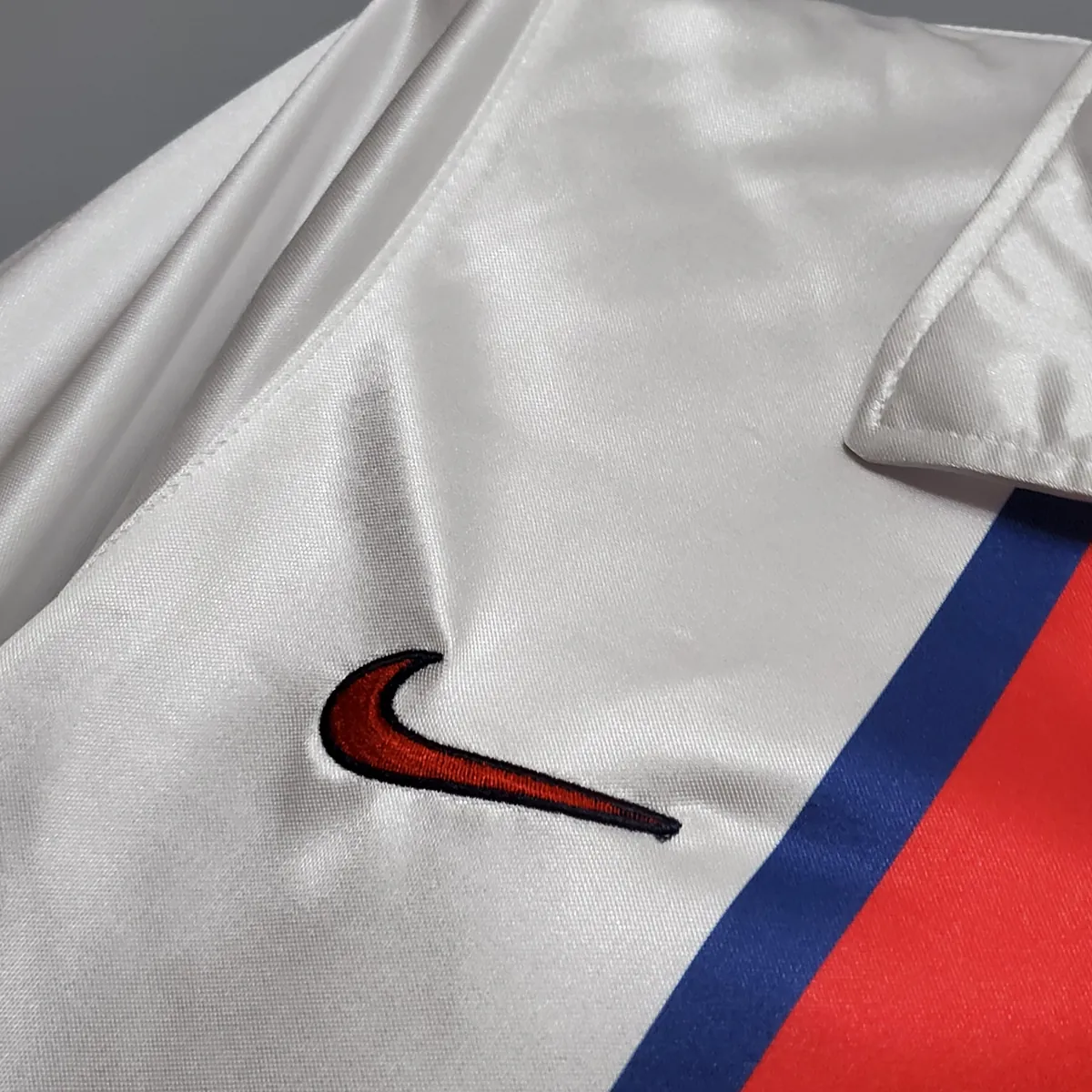98-99 PSG away white 3