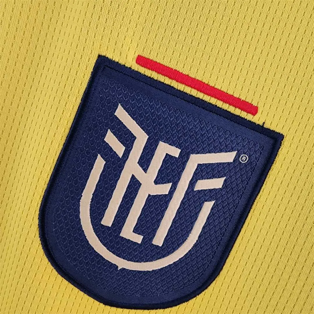 2022 Ecuador home 9