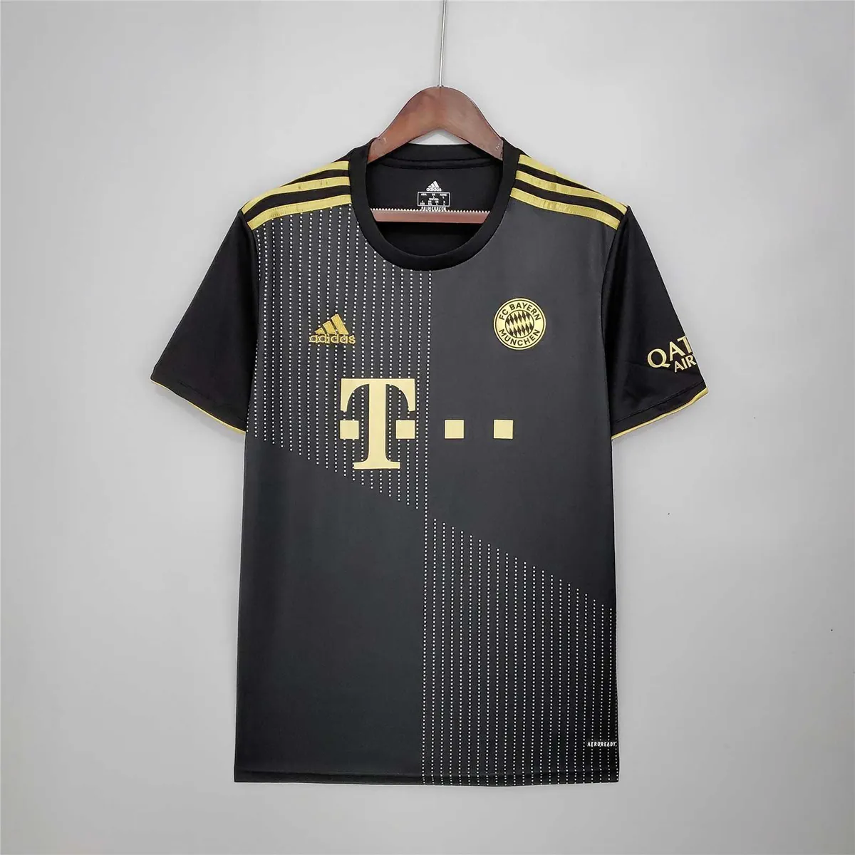 21-22 Bayern Munich away 13