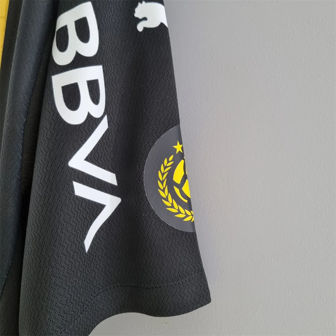 22-23 Peñarol home 7