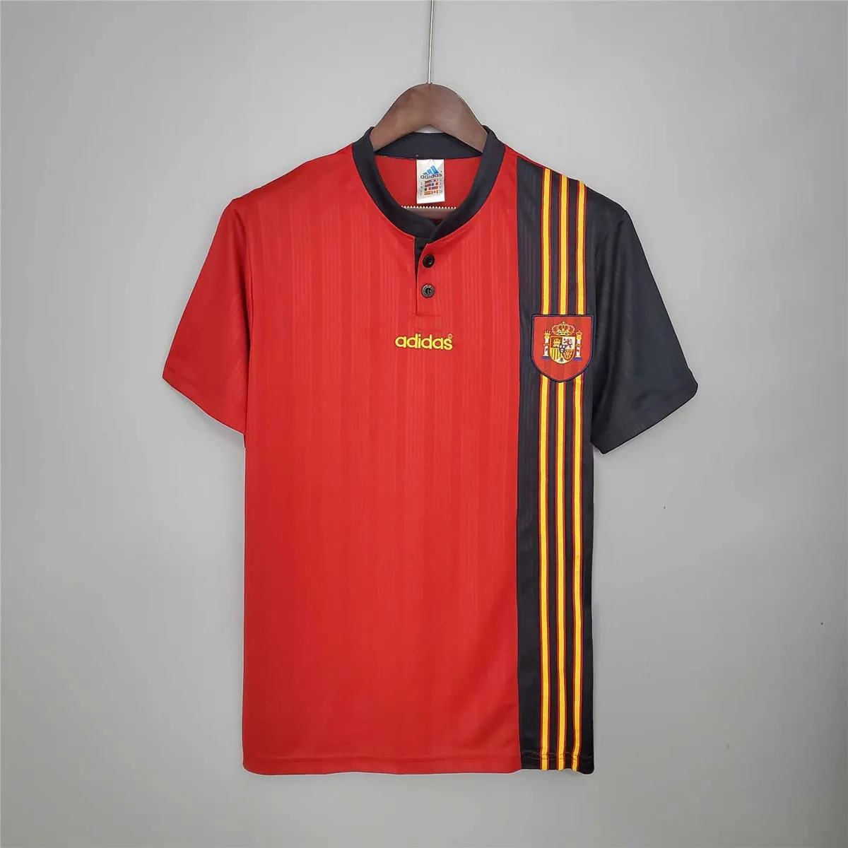 1996 Spain home 4