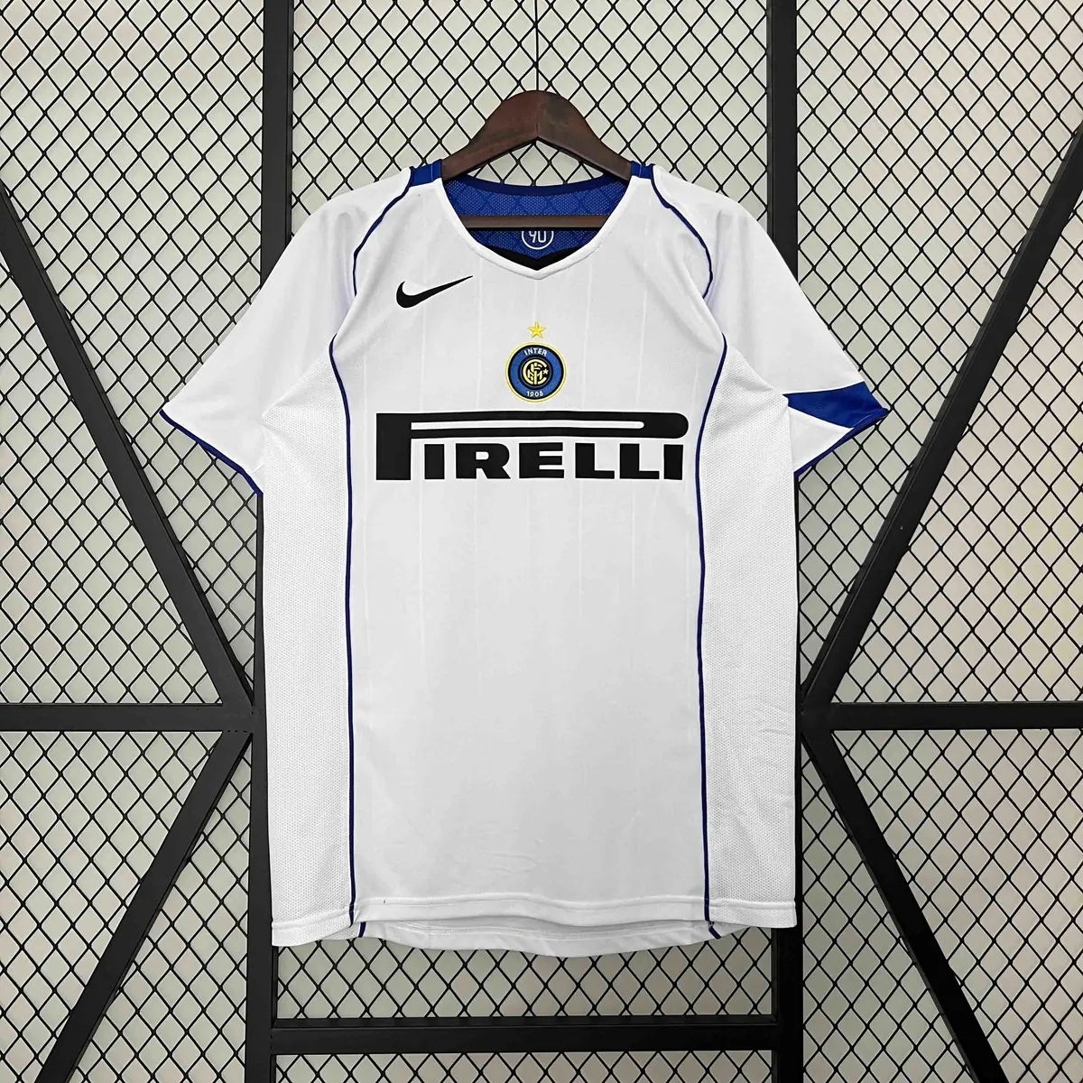 04-05 Inter Milan Away Retro Kit Soccer Uniform AAAAJerseys Dropshipping Yupoo 5