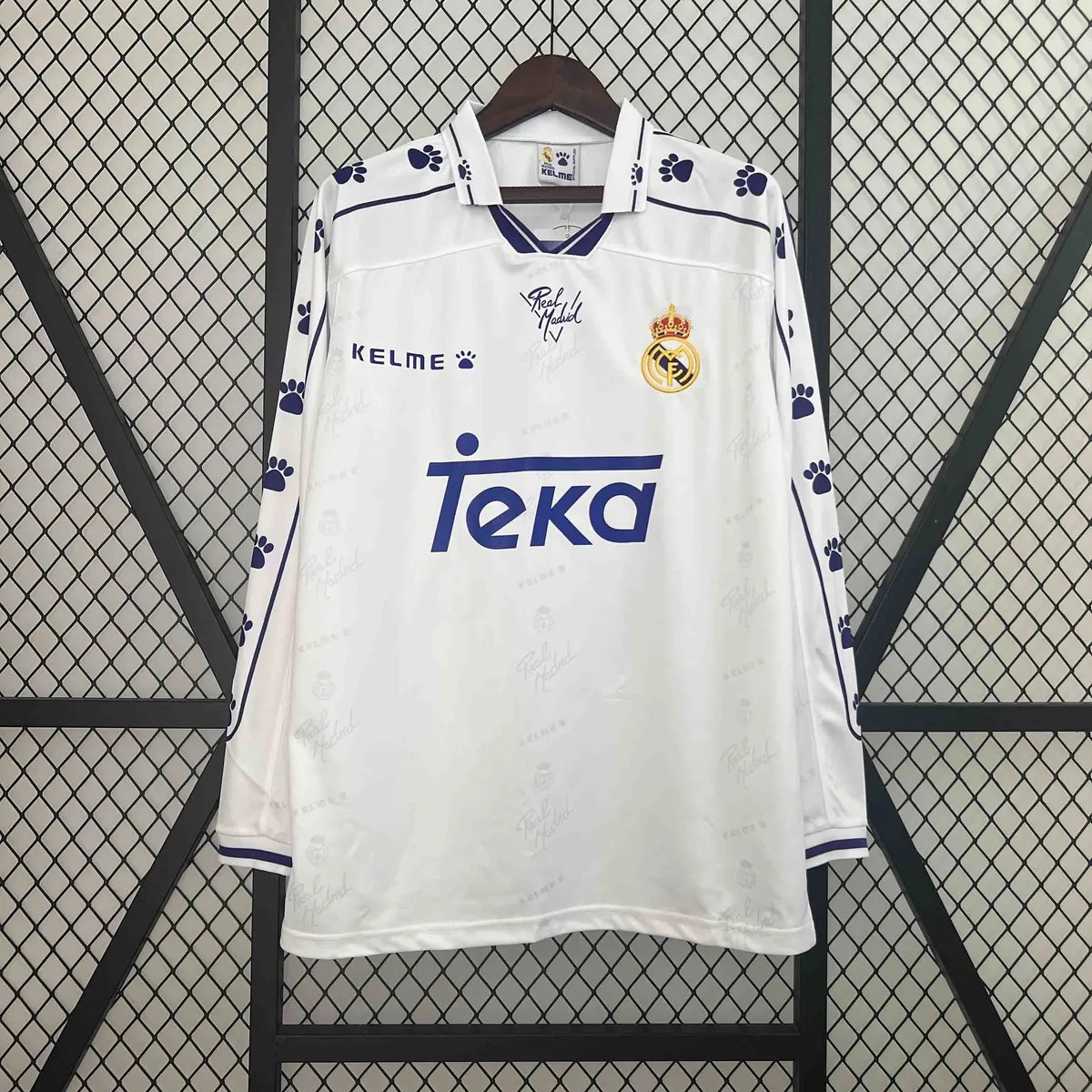 94-96 Real Madrid Home Retro Kit Long Sleeve Vintage Shirt Football AAAAJersey Supplier 6