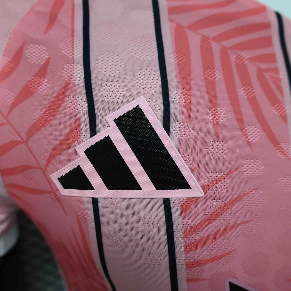25-26 Inter Miami Pink Special Edition Kit Player Version Shirt AAAAJersey Wholesale Yupoo 3
