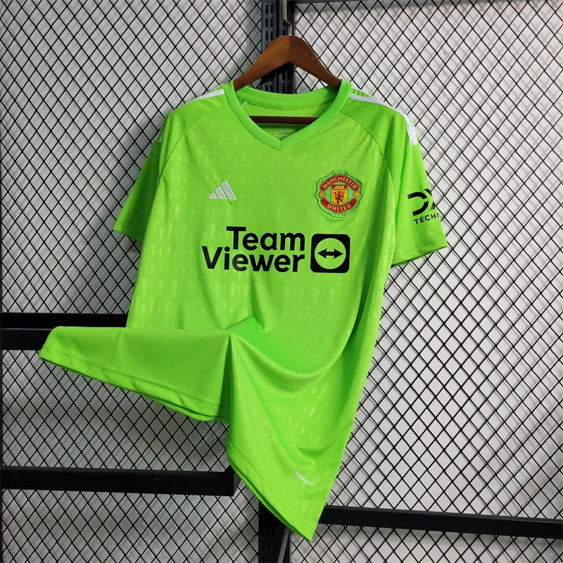 23-24 Manchester United goalkeeper green size S-XXL Soccer Jersey 10