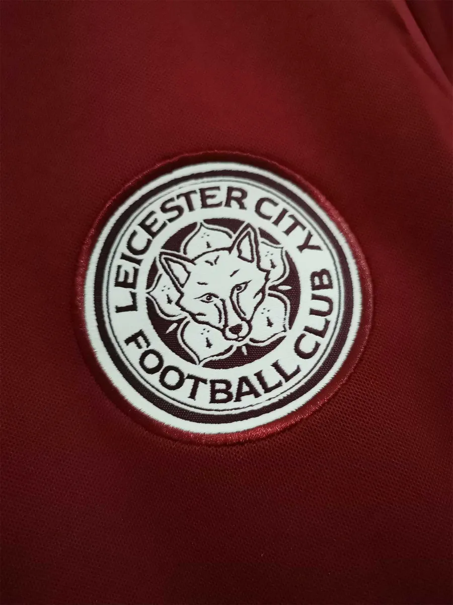 20-21 Leicester City third away with FA cup sponsers 12
