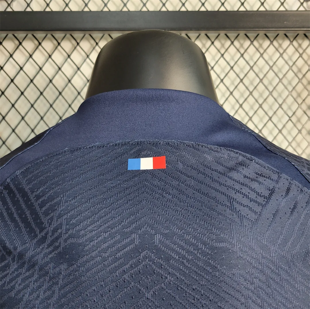 23-24 PSG home player version 7