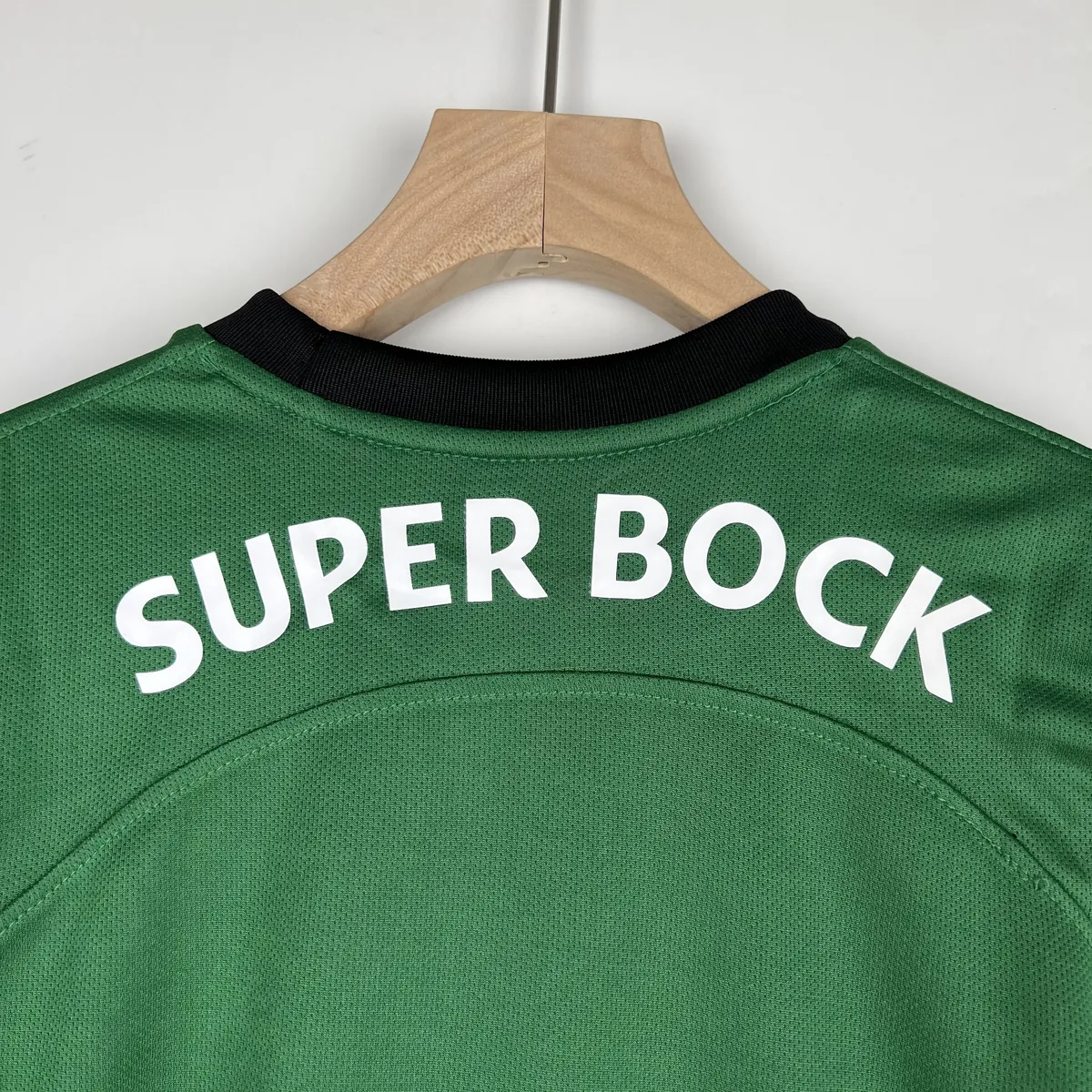 23-24 Sporting Lisbon Home Kids Kits Children Suits Football Jerseys Yupoo 3
