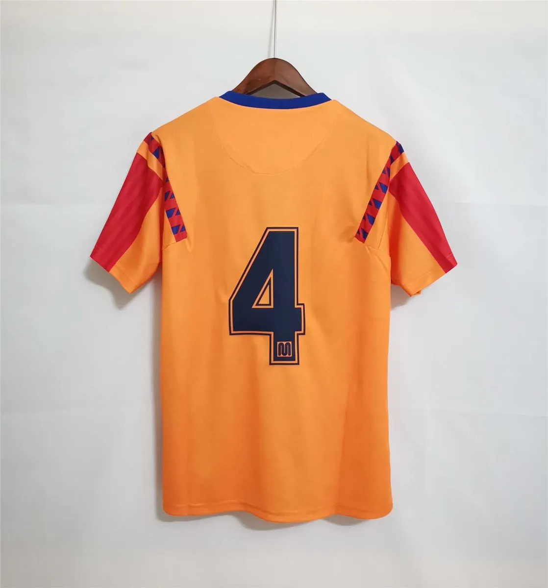 91-92 Barcelona away 10