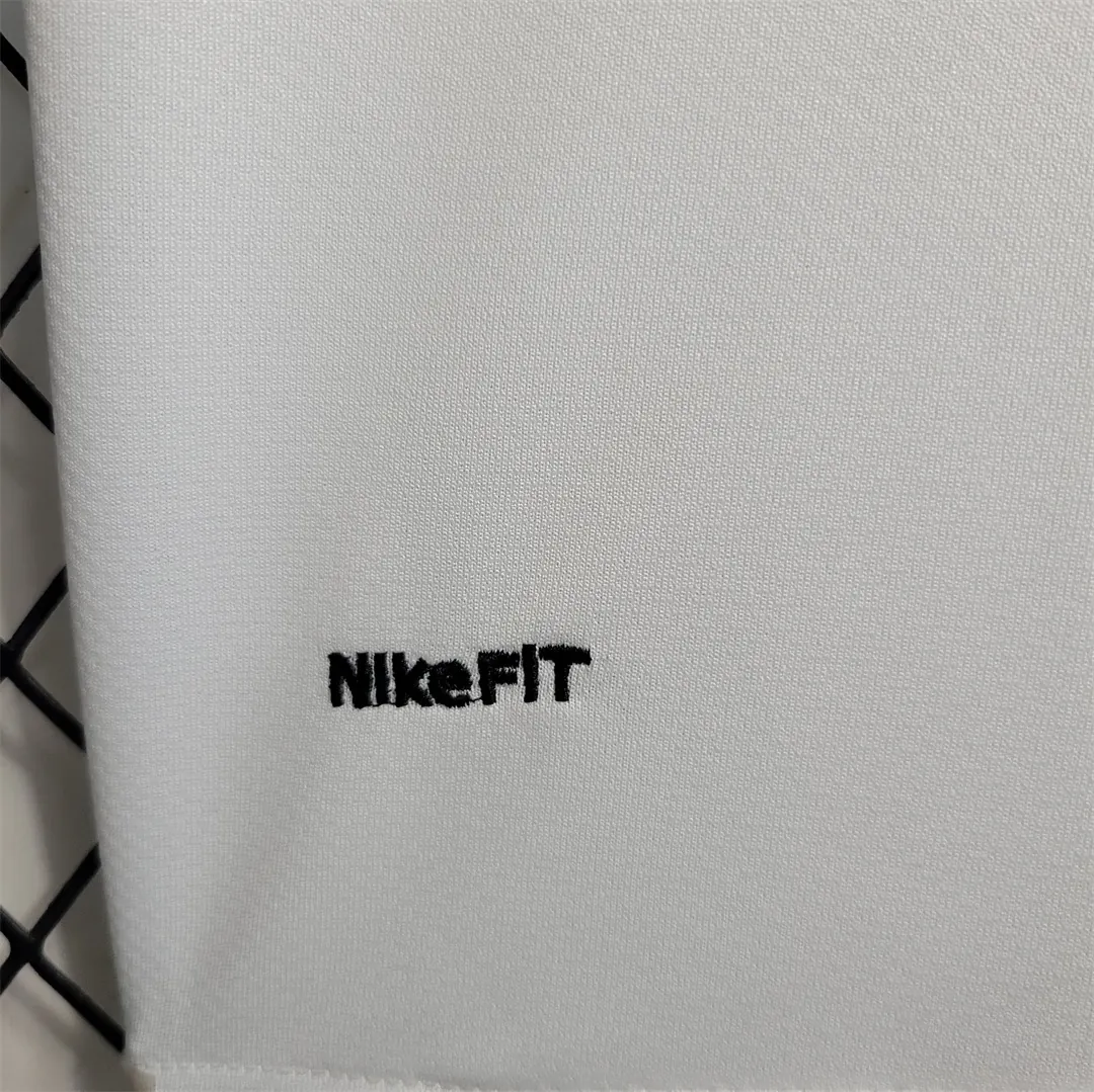09-10 Inter Milan white away 3