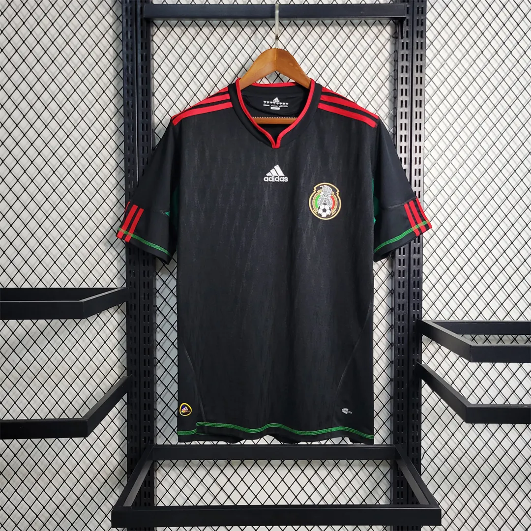 2010 Mexico away 10