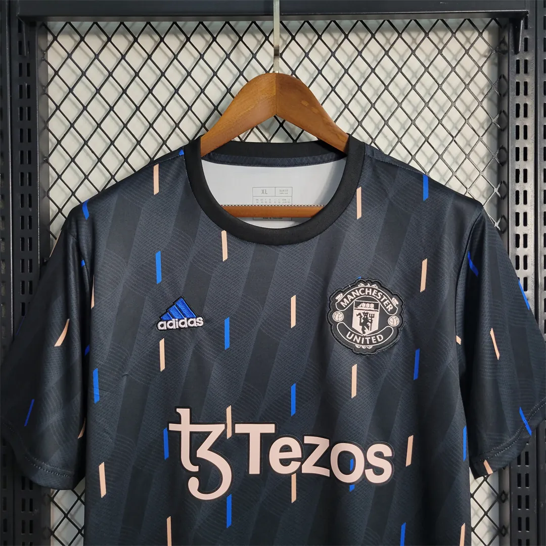 23-24 Manchester United Pre-competition training suit 4