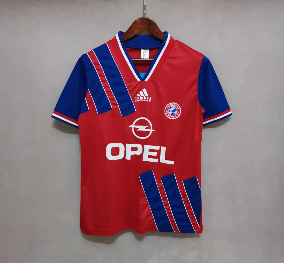 93-94 Bayern Munich home red blue 8