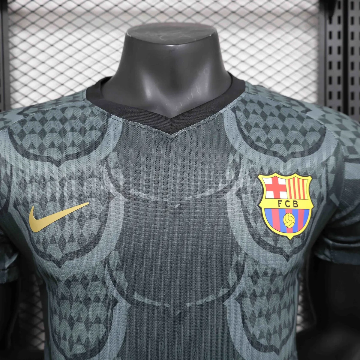 24-25 Barcelona Pre-Match Black Kit Player Version Shirt AAAAJersey Supplier Yupoo 4