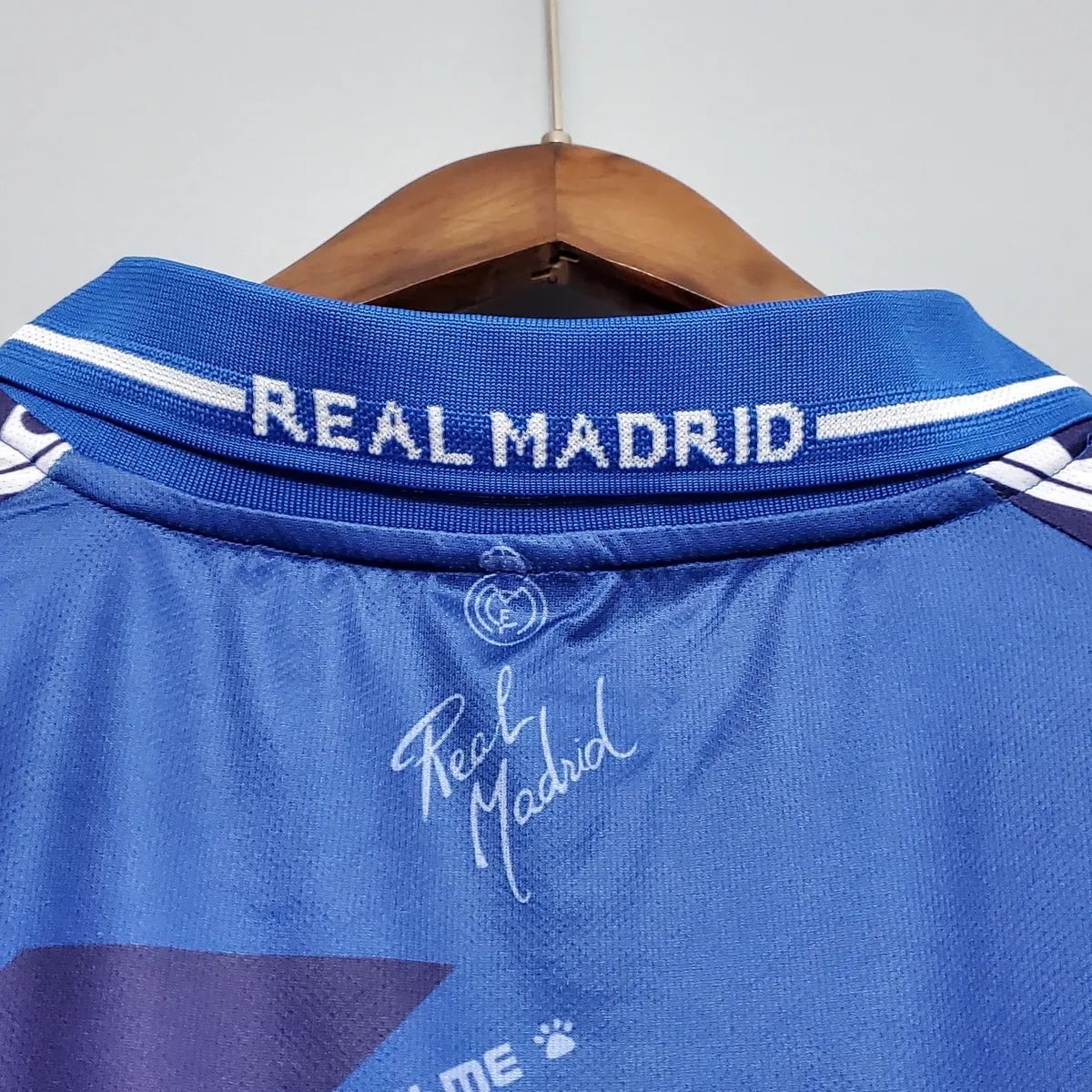 94-96 Real Madrid away 1