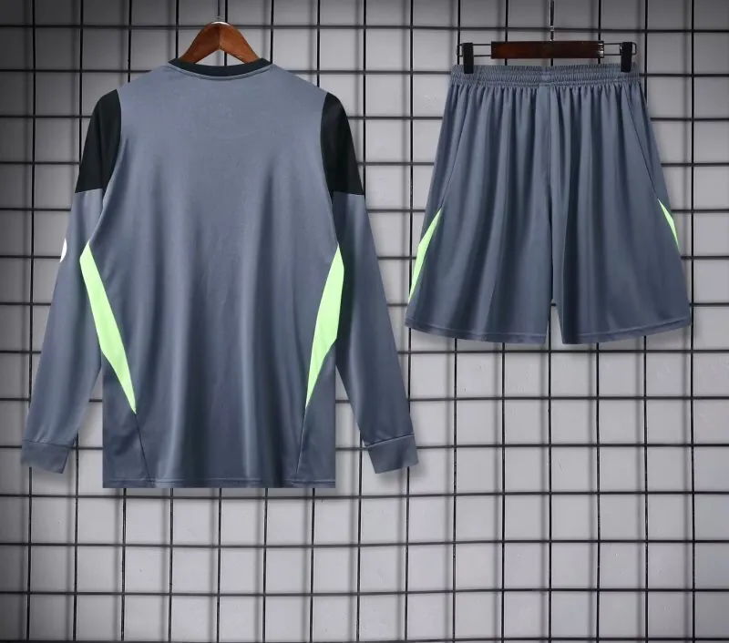 25-26 Real Madrid Goalkeeper Cheap Soccer AAAAJersey Yupoo 4