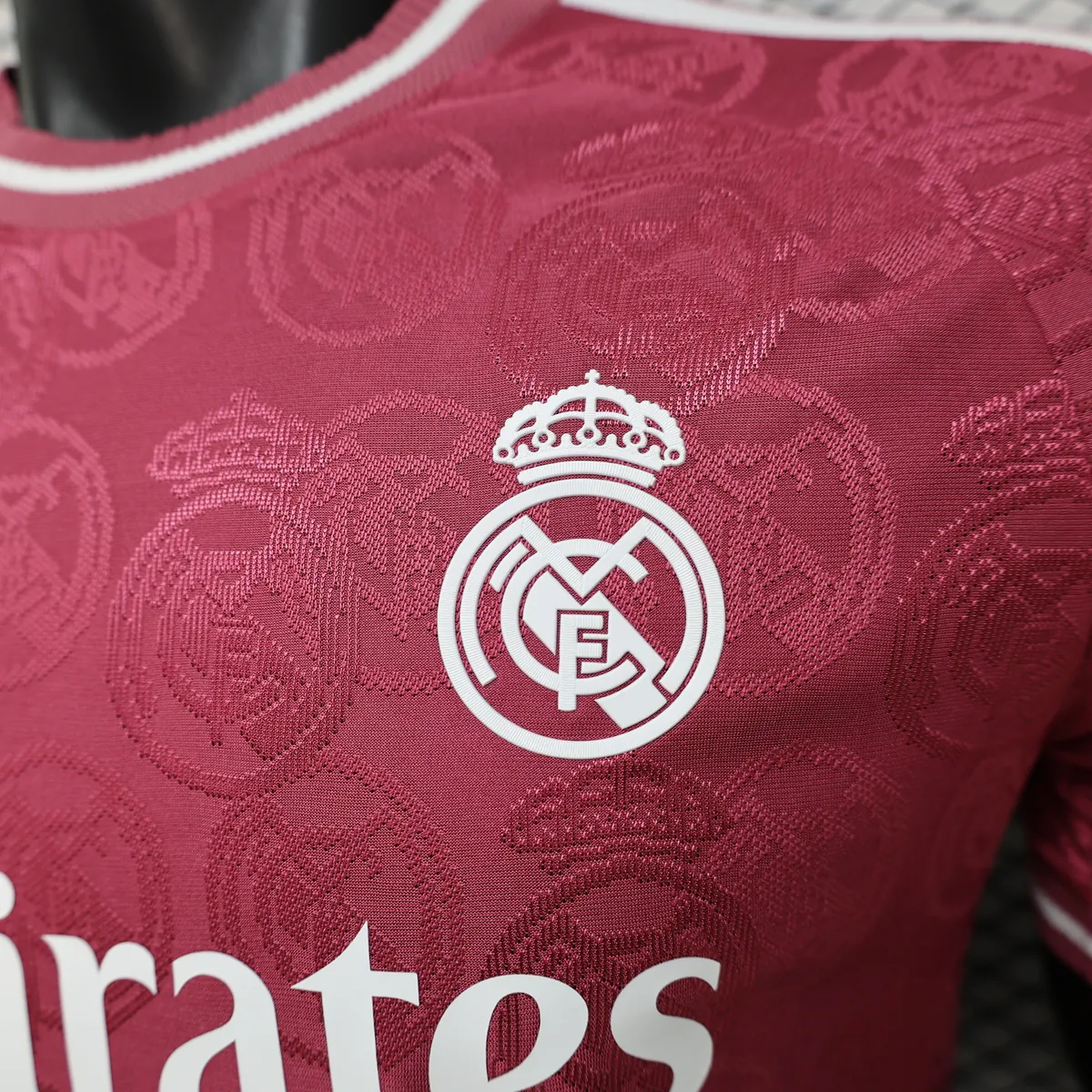 2026-27 Real Madrid Special Edition Football Shirt Player Edition AAAA Jersey Drop ship Yupoo 7