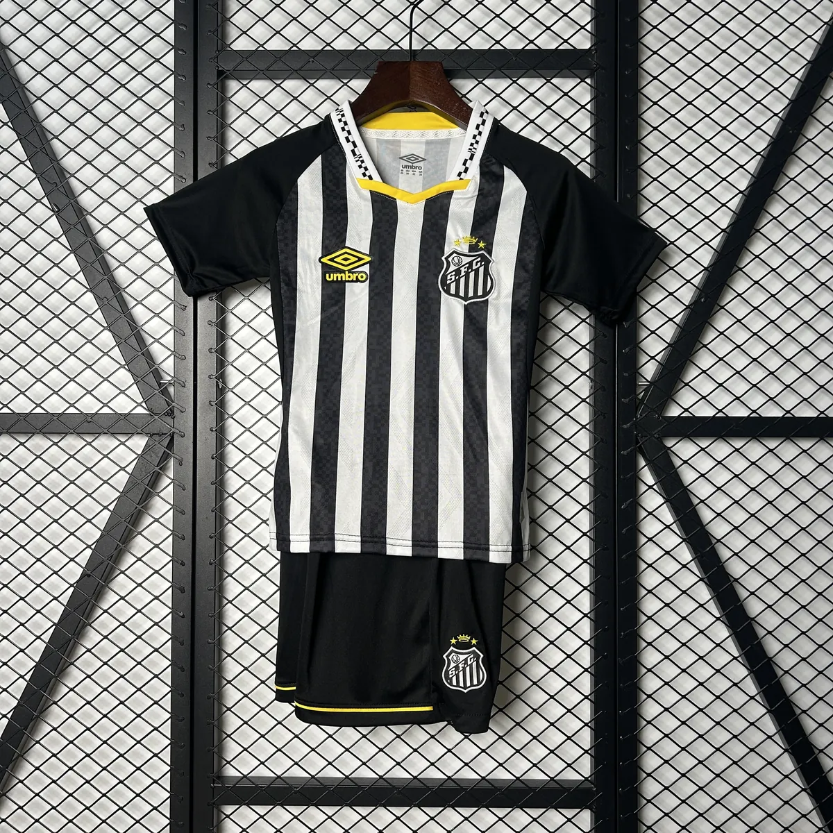 25-26 Santos Away Kid Kits Soccer AAAAJersey Yupoo 26-28 3