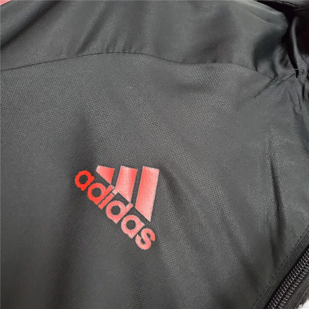 20-21 Manchester United blackwhite red edge windbreaker 5