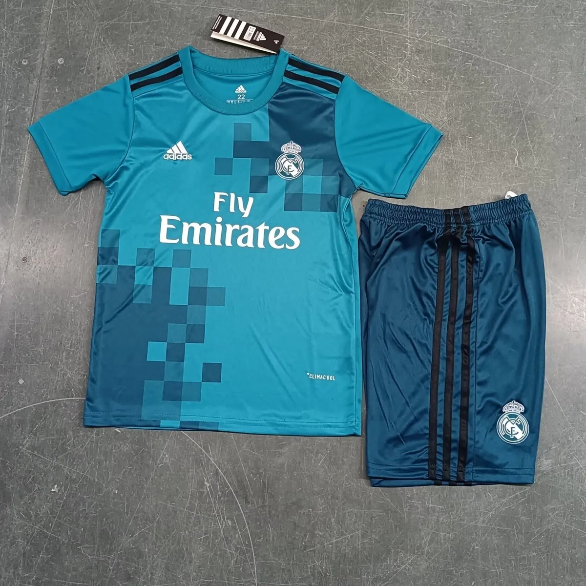 17-18 Real Madrid Third Away Retro Kids Kit Size-16-28 Soccer Jersey Yupoo 9