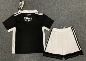 22-23 Colo-Colo away kids kit 1