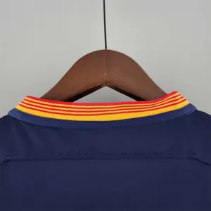 15-16 Barcelona home 15