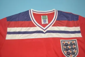 1980 England away red 7