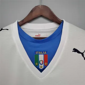 2006 Italy away white 6