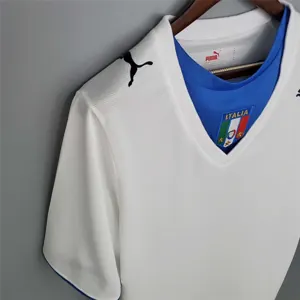 2006 Italy away white 1