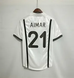 00-01 Valencia home 10