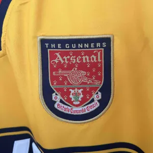 97-99 Arsenal Away Retro Kit Soccer Uniform AAAAJerseys Dropshipping Yupoo 1