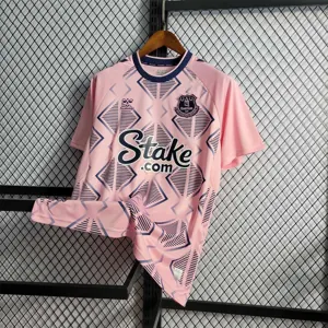 22-23 Everton away 5