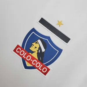 Colo-Colo 13-time champion version home 5
