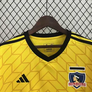 24-25 Colo Colo Goalkeeper Yellow Kit Football AAAAJersey Supplier 1